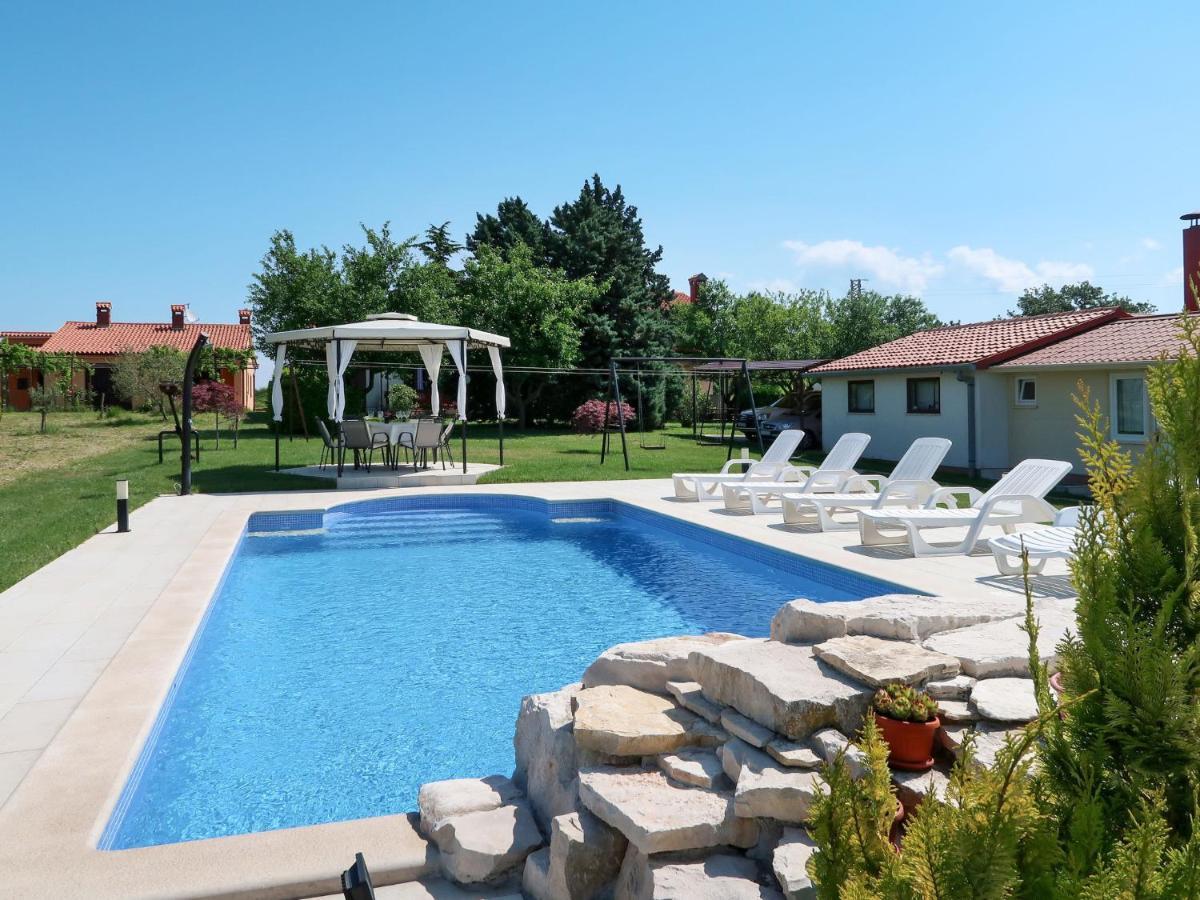 Holiday Home Andrea - Lbn415 By Interhome لابين المظهر الخارجي الصورة